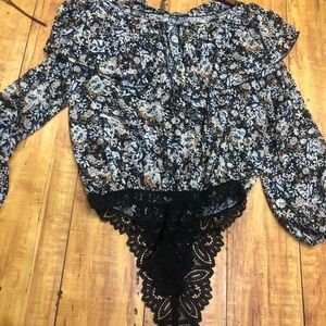 Free people body with lace